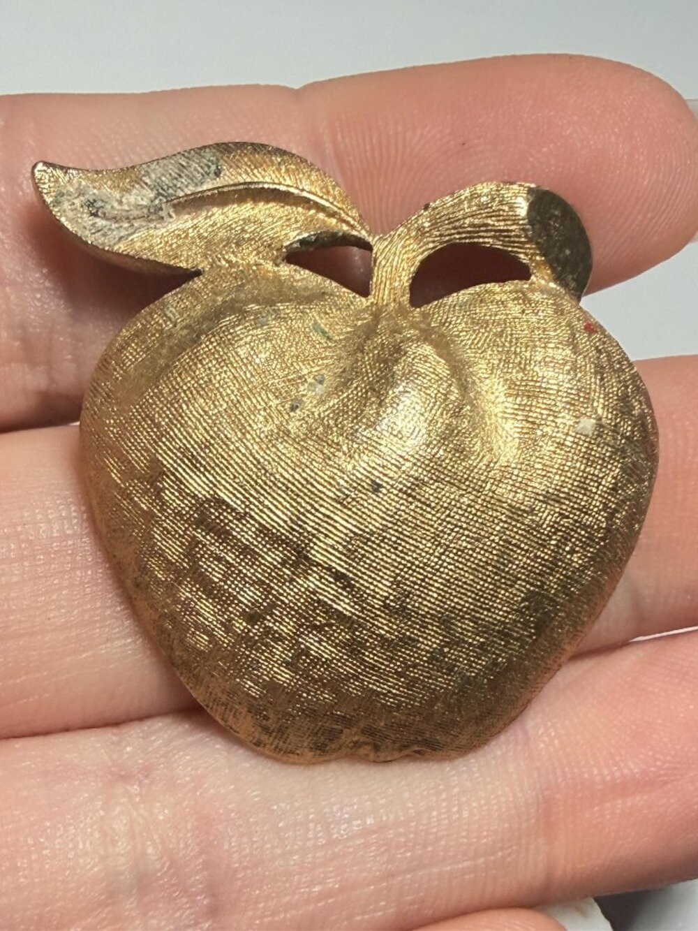 Coro Apple Brooch Brushed Gold Tone Domed Vintage 1.5 inches